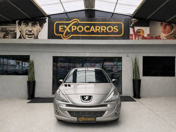 PEUGEOT 207 1.4 XR SPORT 8V FLEX 4P MANUAL PEUGEOT 207 1.4 XR SPORT 8V FLEX 4P MANUAL
